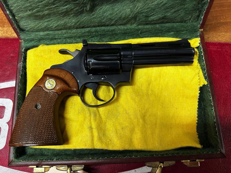 Colt Diamondback, 38 special