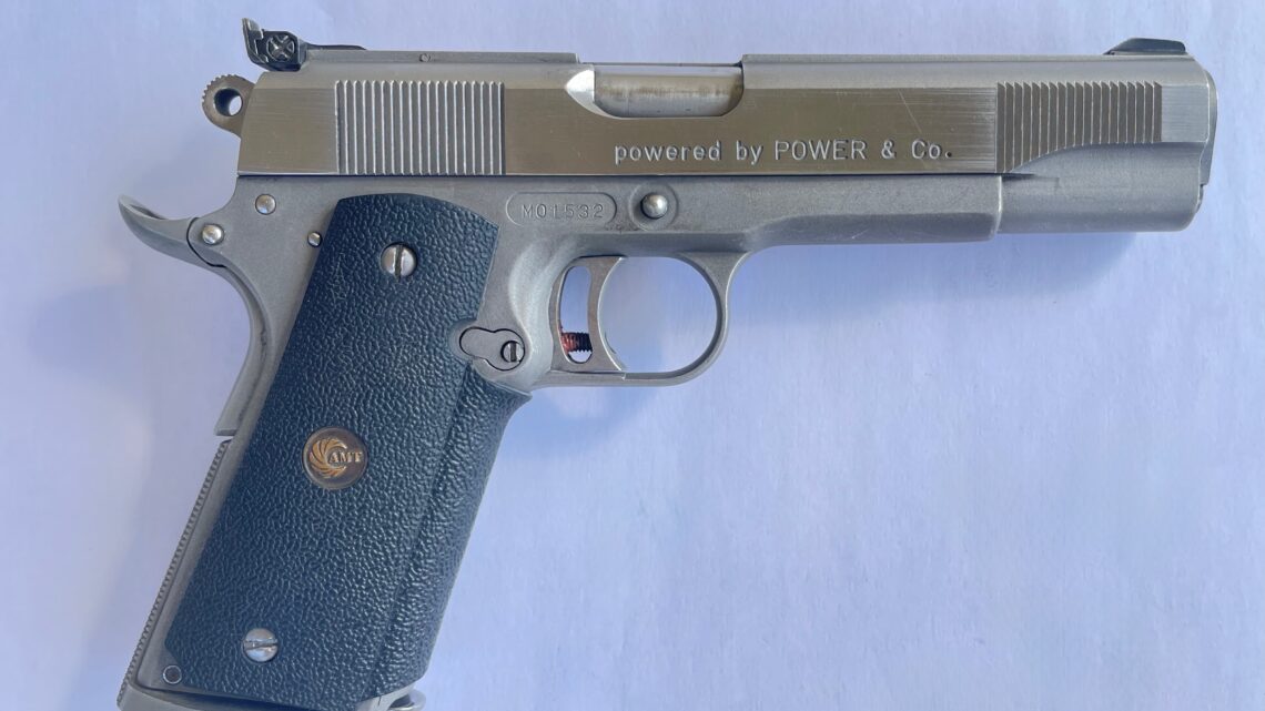 Pistola semiautomatica AMT Hardballer .45 ACP