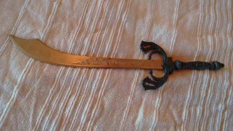SCIABOLA CORTA DI FABBRICAZIONE SPAGNOLA