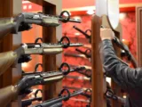 Come Riconoscere un’Armeria Affidabile: la Checklist prima di Acquistare